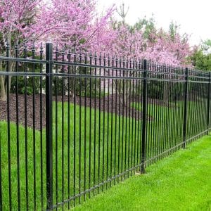 Read more about the article Security vs. Aesthetics: Striking the Right Balance with Your Fence
